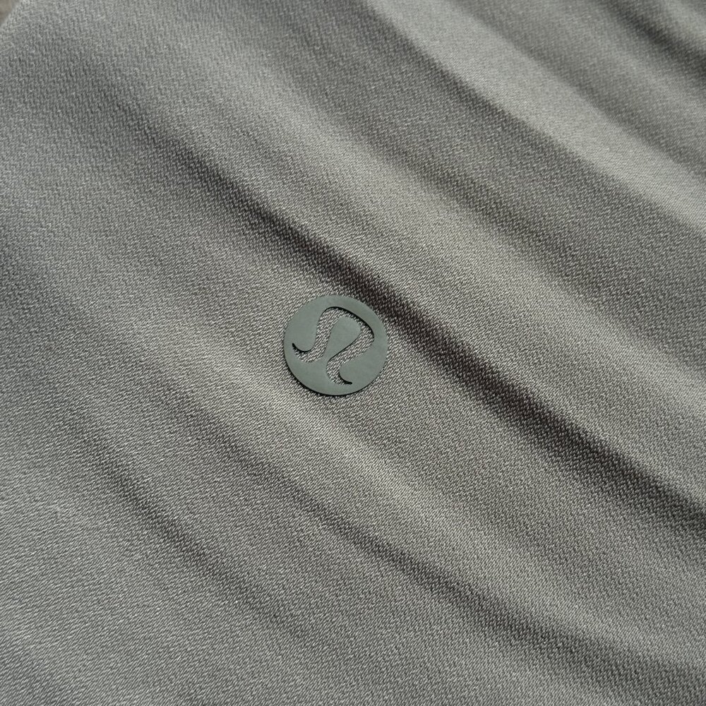 Lululemon Women's On the Fly 7/8 Pant *Woven - Grey Sage - Picture 6 of 10